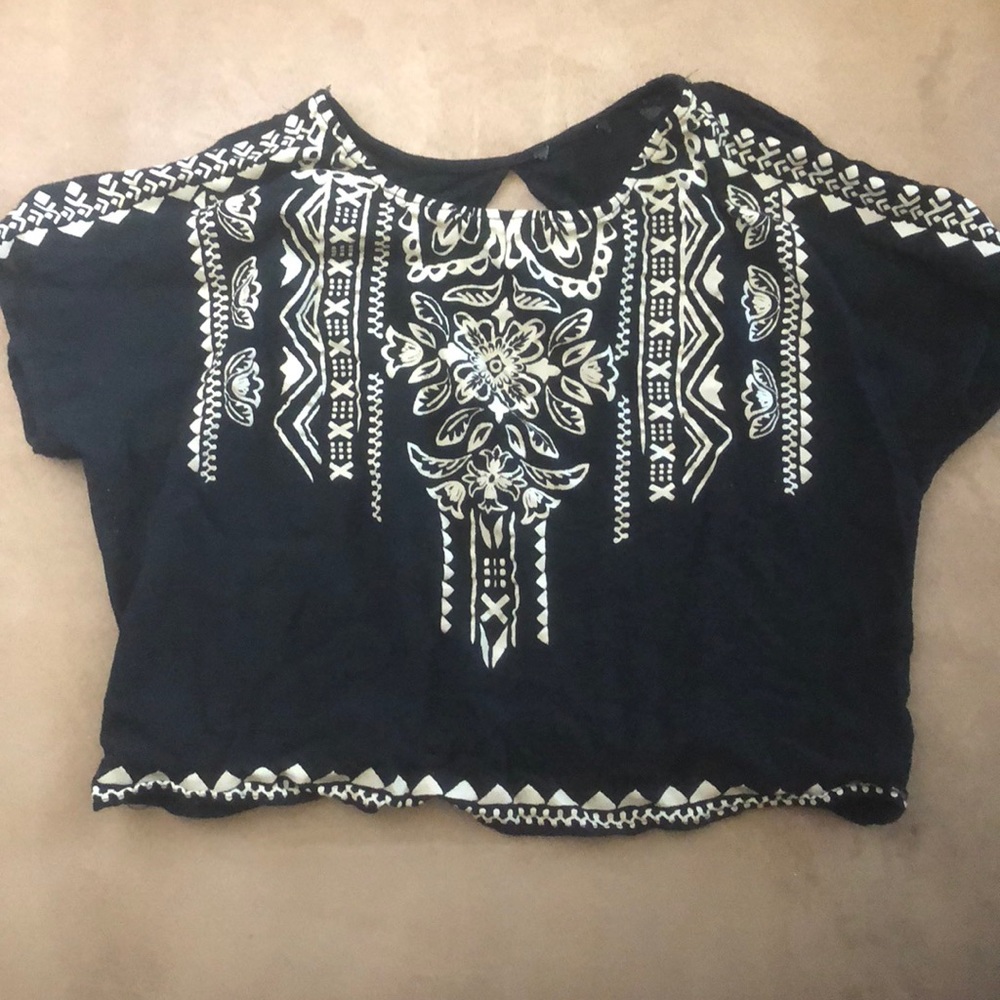 Tribal print cropped blouse